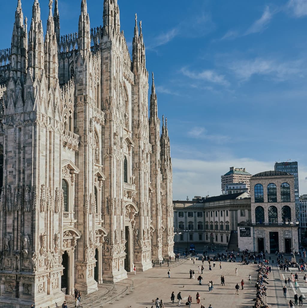 Highest temperature in Milan on August 24? card icon