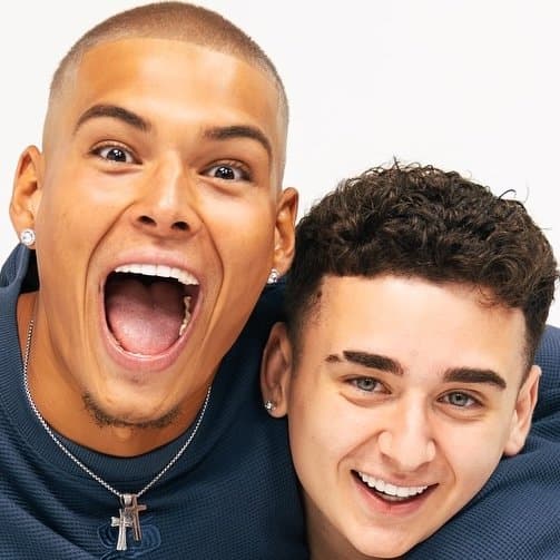 icon for Lacy and Marlon beat gaming challenge by...?